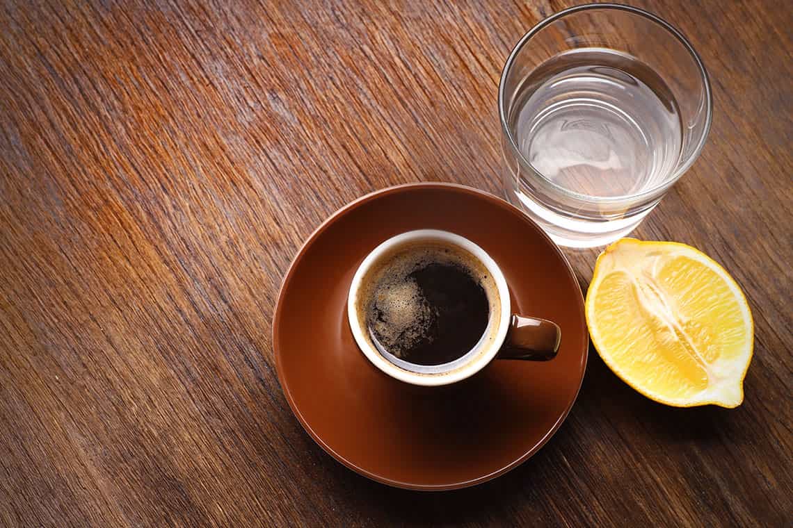 Limonlu qəhvə kimlər üçün faydalıdır