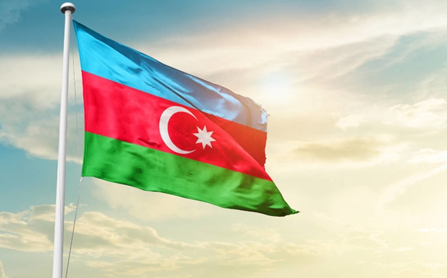 დღეს აზერბაიჯანში რესპუბლიკის დღე აღინიშნება